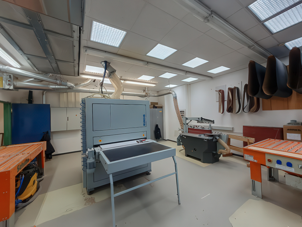 LED-Beleuchtungsumrüstung der Handwerkskammer Berlin - Meisterschule des Tischlerhandwe